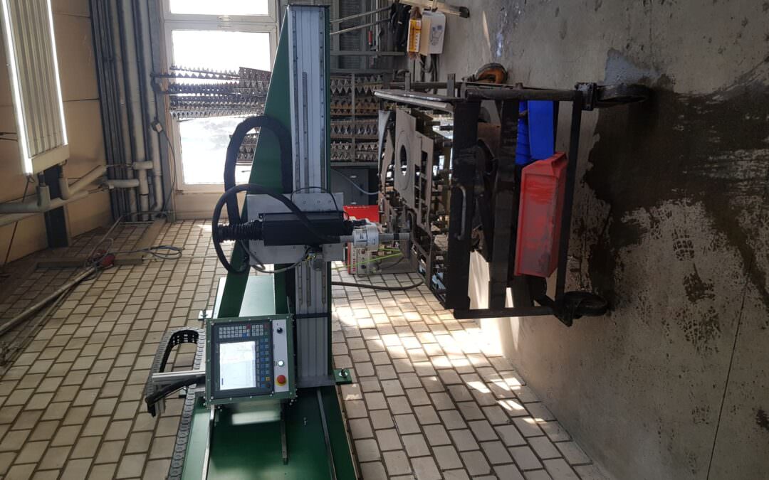 Hängende Plasma-Schneidanlage
