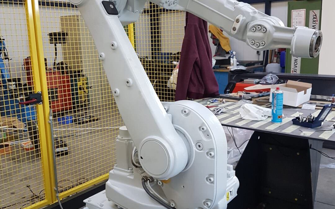 Automatisierte Schweißzelle mit Drehtischen